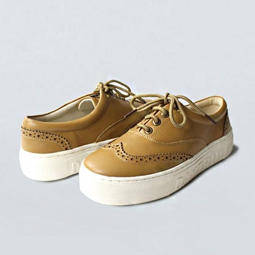 Calfskin wingtip sneakers Christella Tan