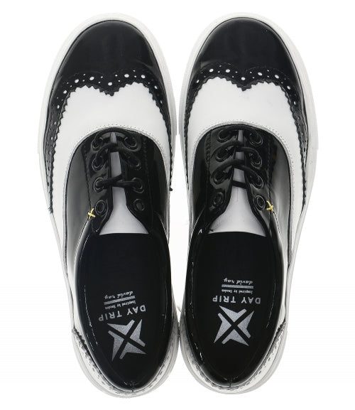 Calfskin Wingtip Sneakers Cristella Black &amp; White