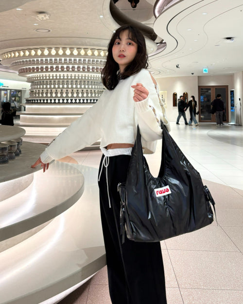 럽레리 4 포켓 리본 숄더 보부백 (black)